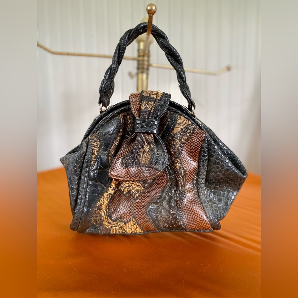 VINTAGE 80's Stamped Leather Purse